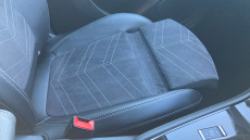 Vauxhall Grandland 1.5 Turbo D Ultimate 5dr Auto Diesel Hatchback